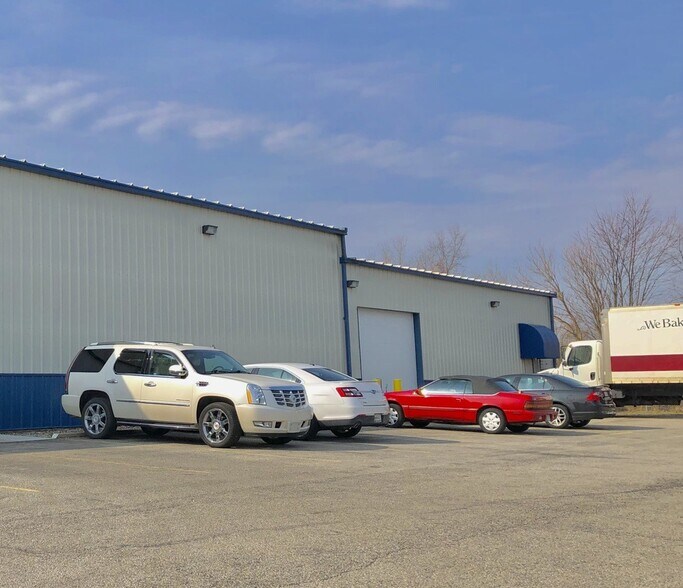 500 E Ridge Rd, Griffith, IN for sale - Primary Photo - Image 1 of 1