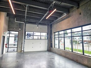19975 56 Av, Langley, BC for lease Building Photo- Image 2 of 8