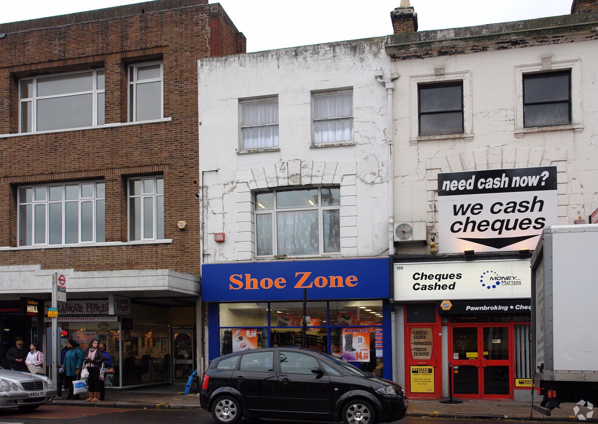 157 High St, London for sale Primary Photo- Image 1 of 1