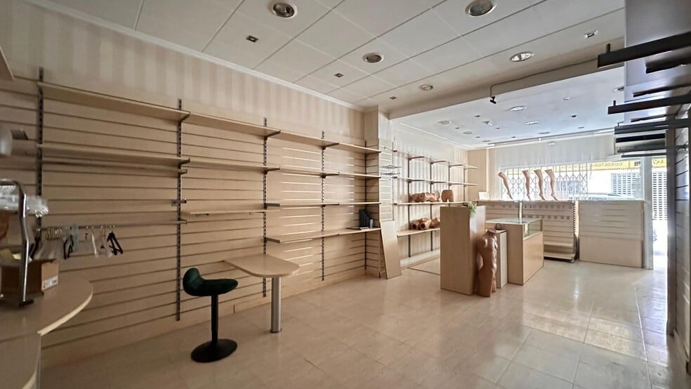 Retail in Carlet for sale - Building Photo - Image 1 of 16