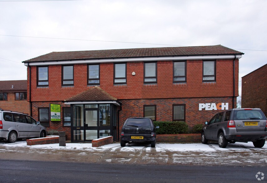 6-8 Chestnut Ave, Chatham for sale - Primary Photo - Image 1 of 1