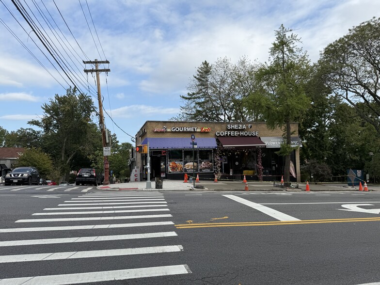 6050 Riverdale Ave, Bronx, NY for sale - Building Photo - Image 2 of 11