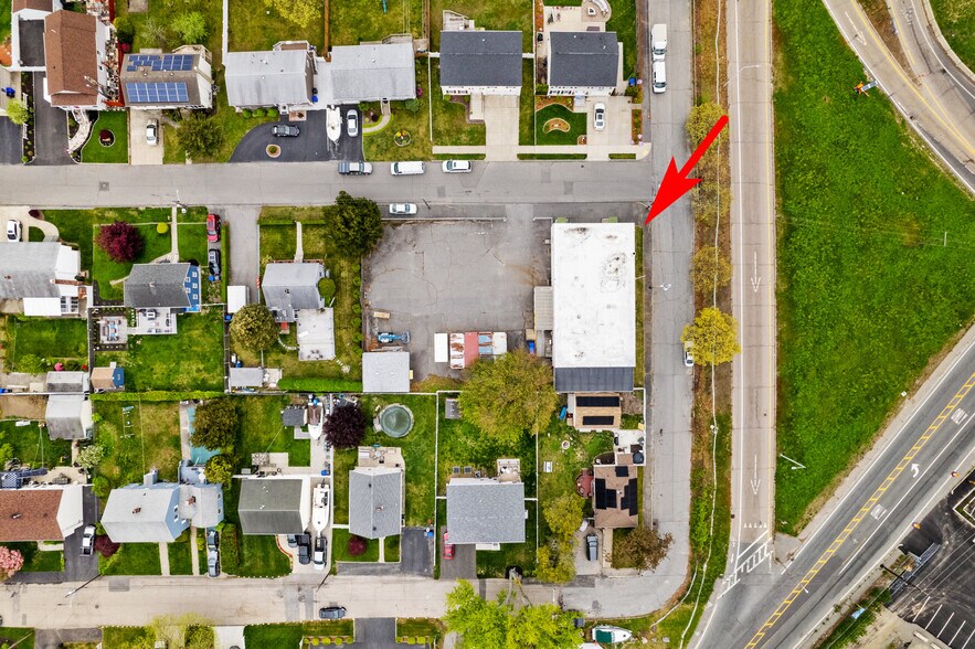 36 Pershing St, East Providence, RI for sale - Building Photo - Image 1 of 1