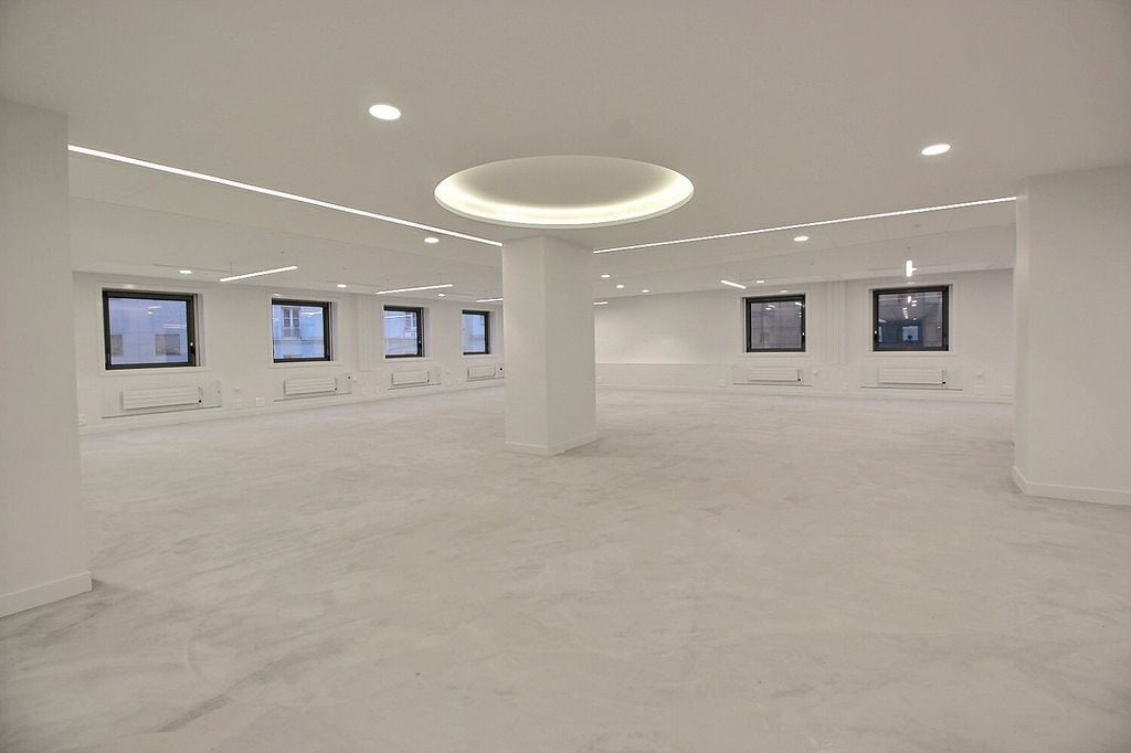 8-10 Avenue Ledru-Rollin, Paris for lease Interior Photo- Image 1 of 7