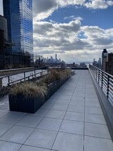 410 Tenth Ave, New York, NY for lease Building Photo- Image 2 of 3