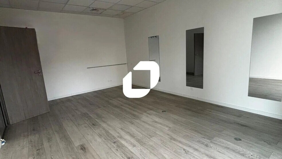 20 Avenue Vitry-Le-François, Strasbourg for lease - Interior Photo - Image 2 of 8