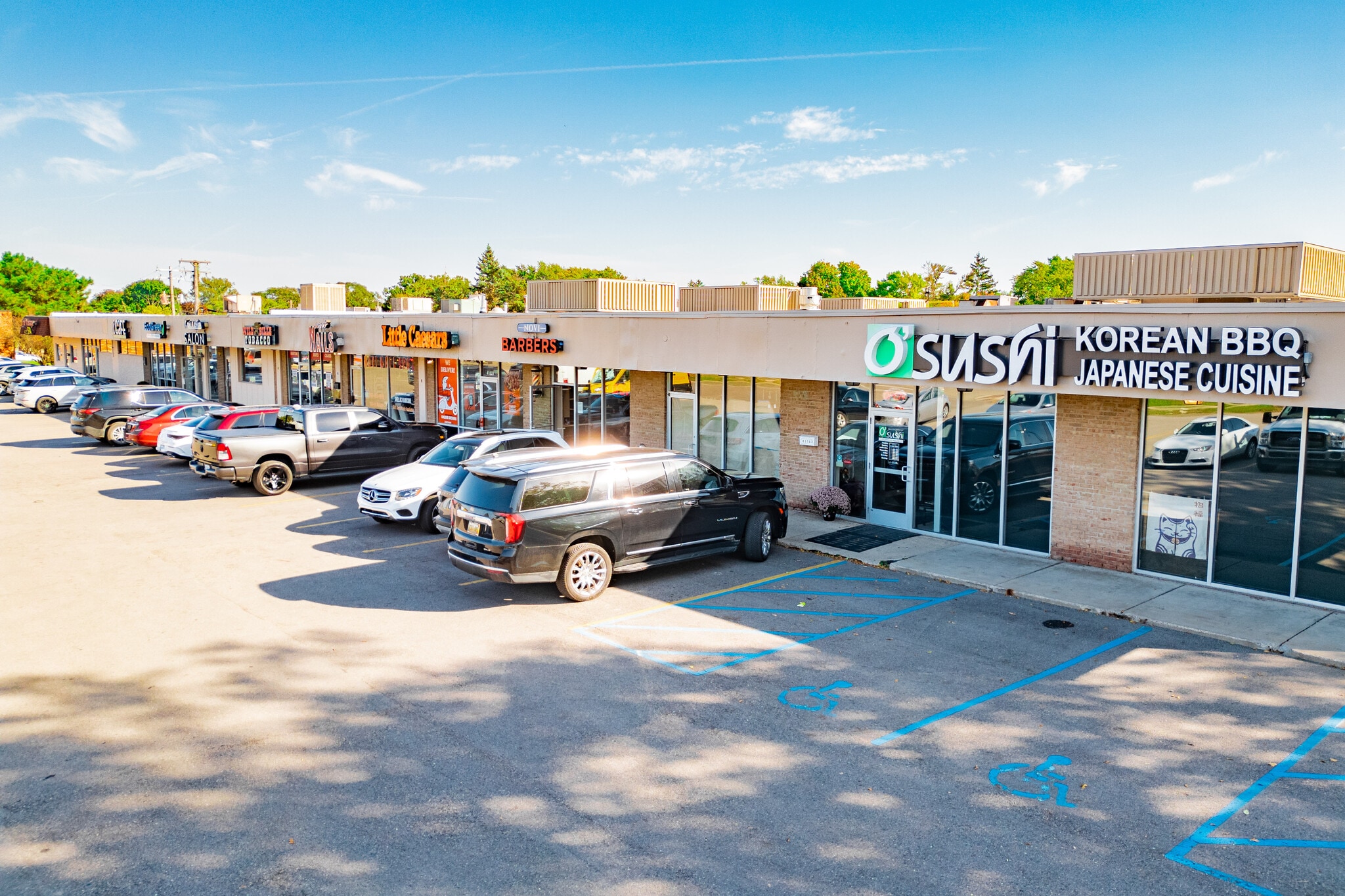 41431-41583 W 10 Mile Rd, Novi, MI for lease Building Photo- Image 1 of 12