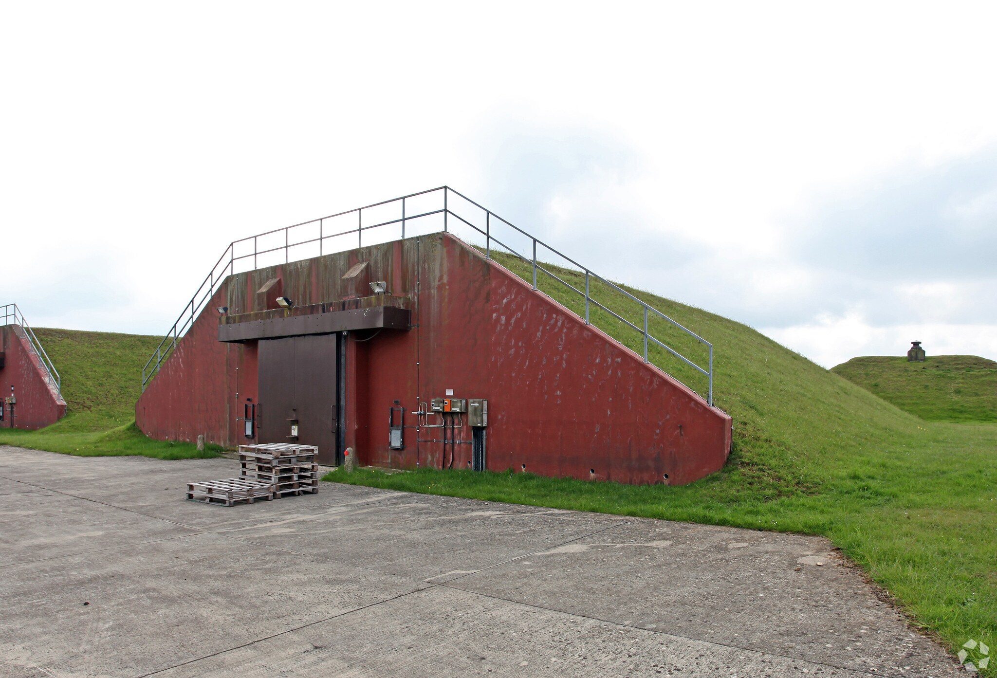 Camp Rd, Upper Heyford for sale Primary Photo- Image 1 of 1