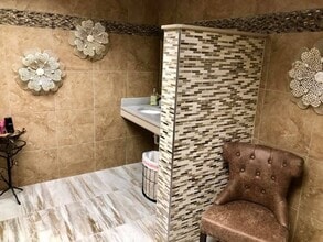 2940 Hebron Park Dr, Hebron, KY for lease Interior Photo- Image 2 of 6