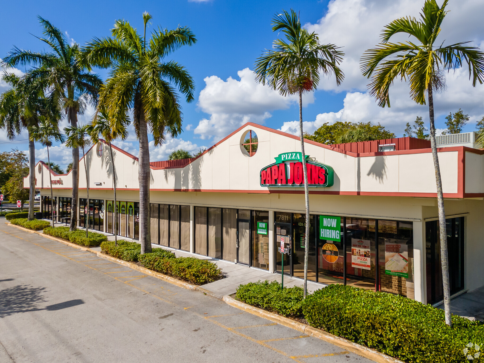 7811-7823 Sunrise Blvd, Plantation, FL for lease Building Photo- Image 1 of 12