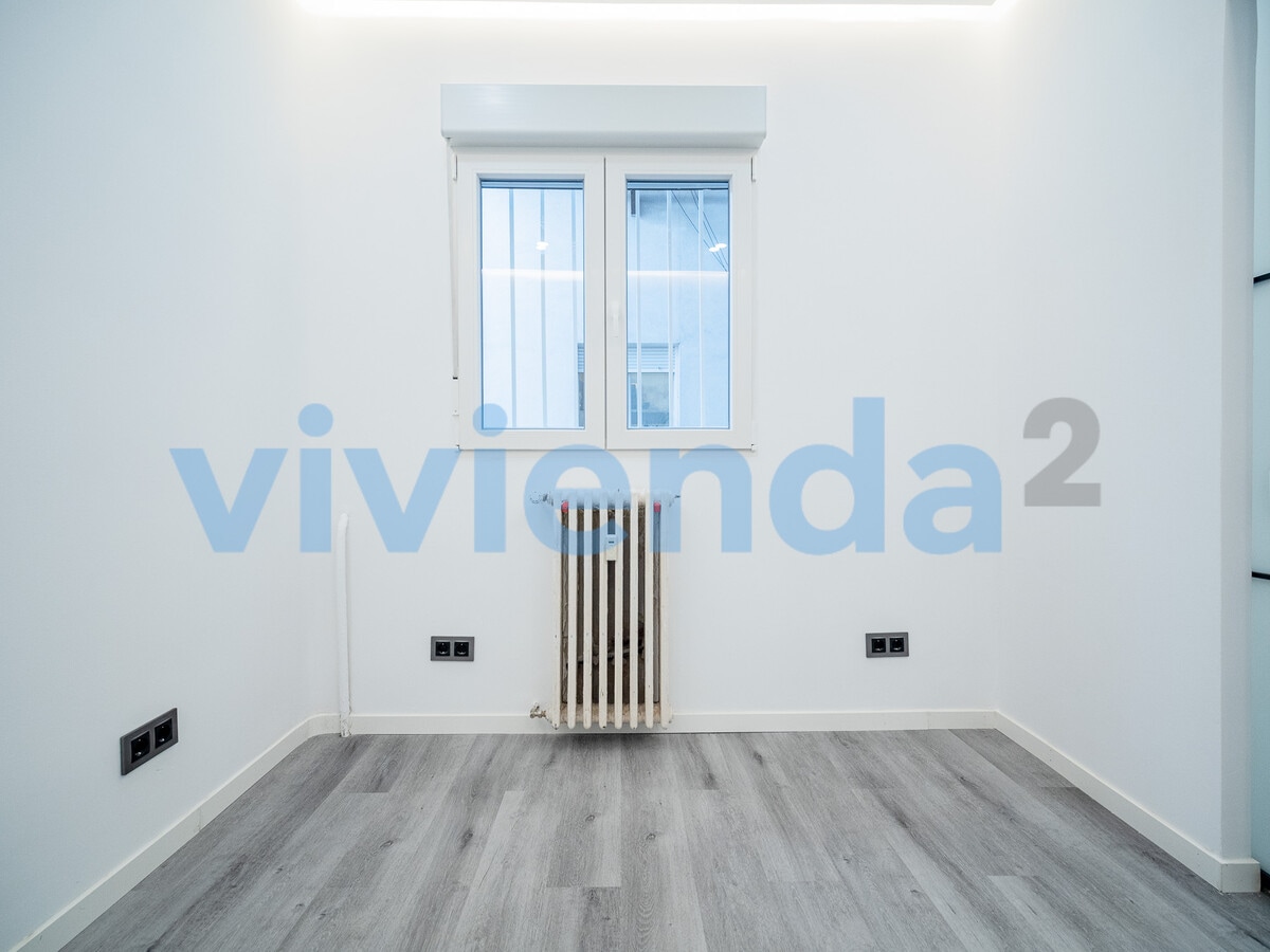 Madrid, MAD 28013 - Unit 01 - - Floor Plan - Image 1 of 20