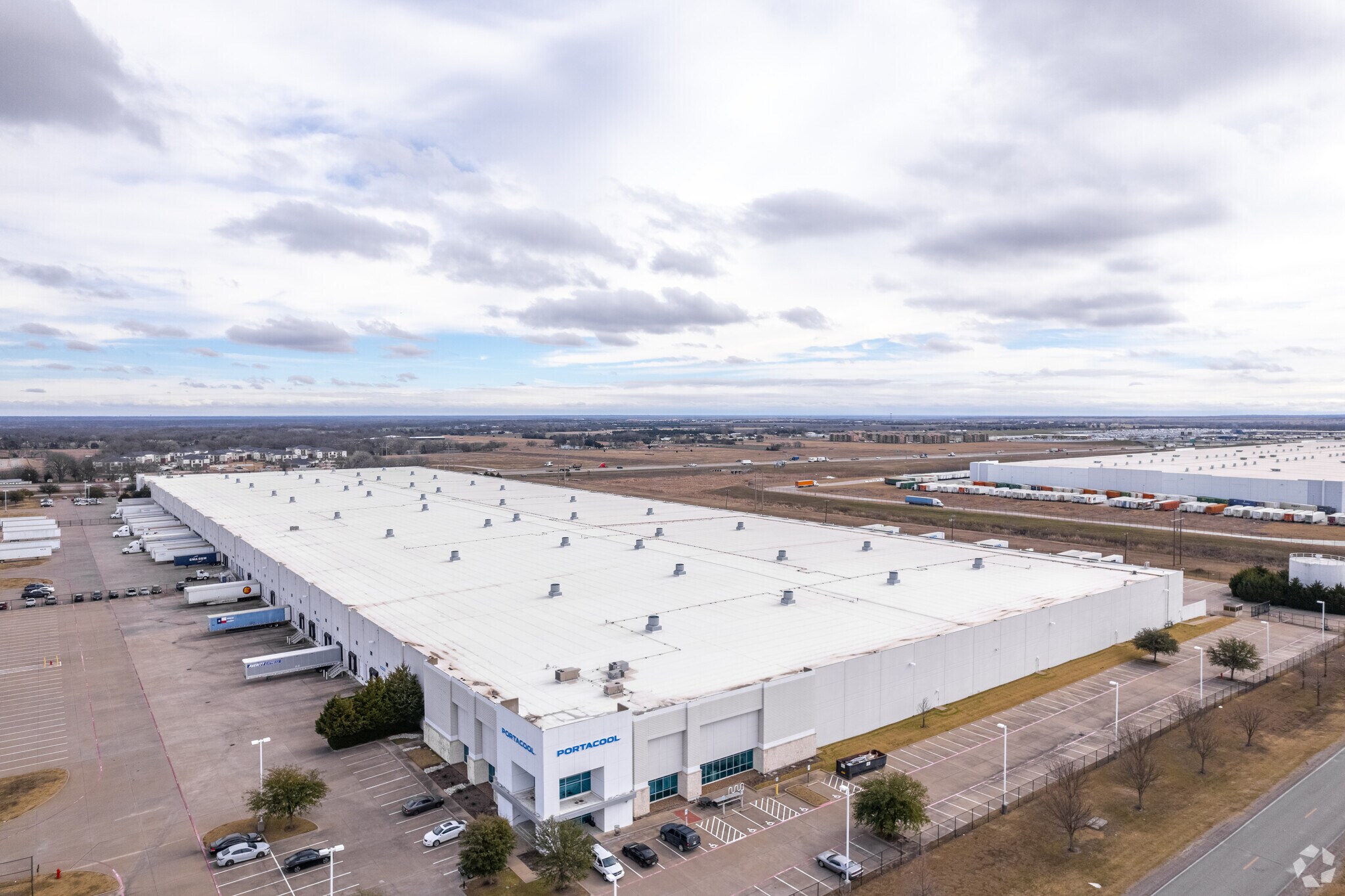 201 S Interstate 45, Wilmer, TX 75172 DalPort Trade Center Building