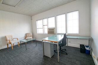 1041 N Formosa Ave, West Hollywood, CA for lease Interior Photo- Image 1 of 2