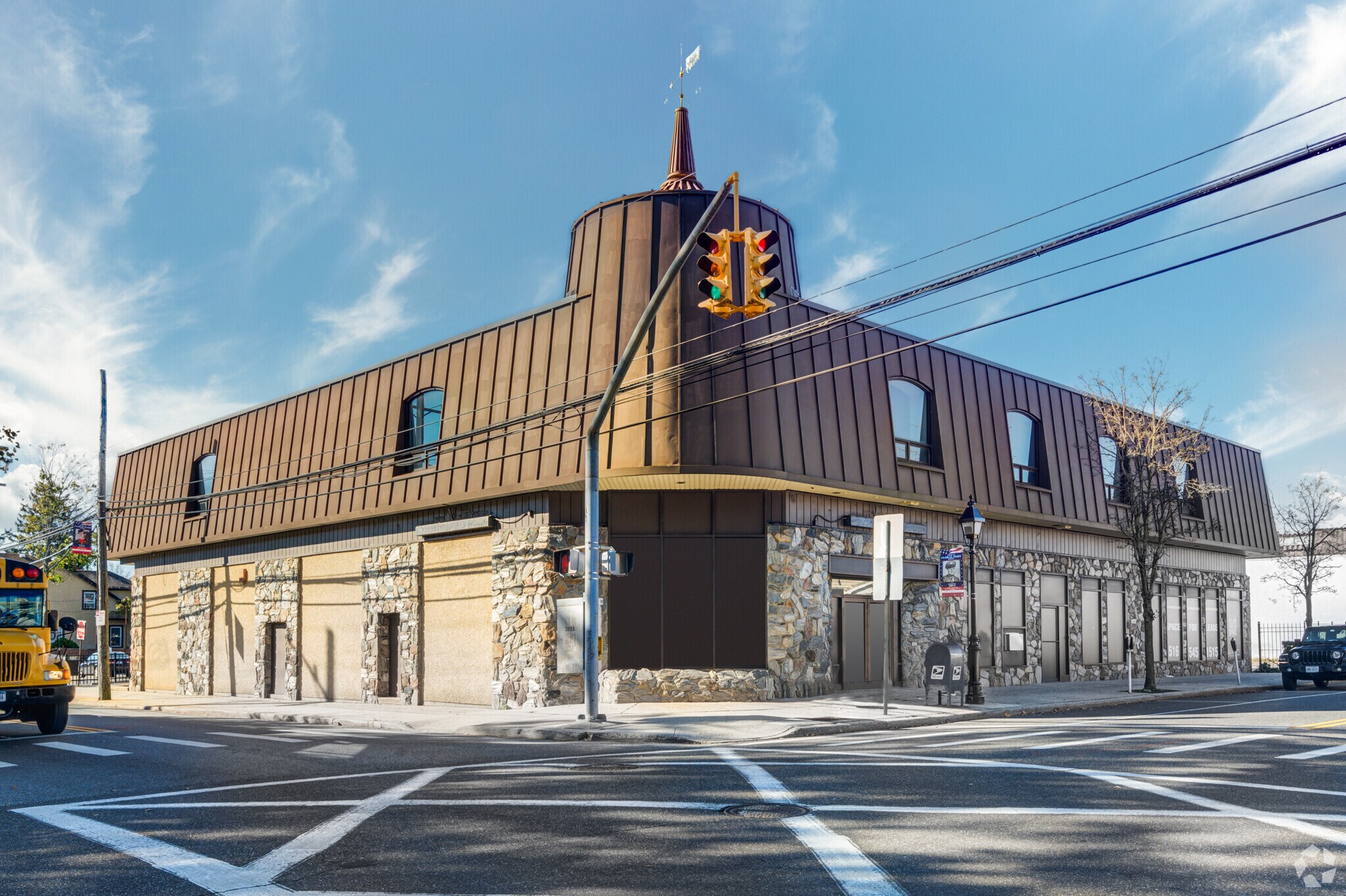 170 Tulip Ave, Floral Park, NY for sale Primary Photo- Image 1 of 1