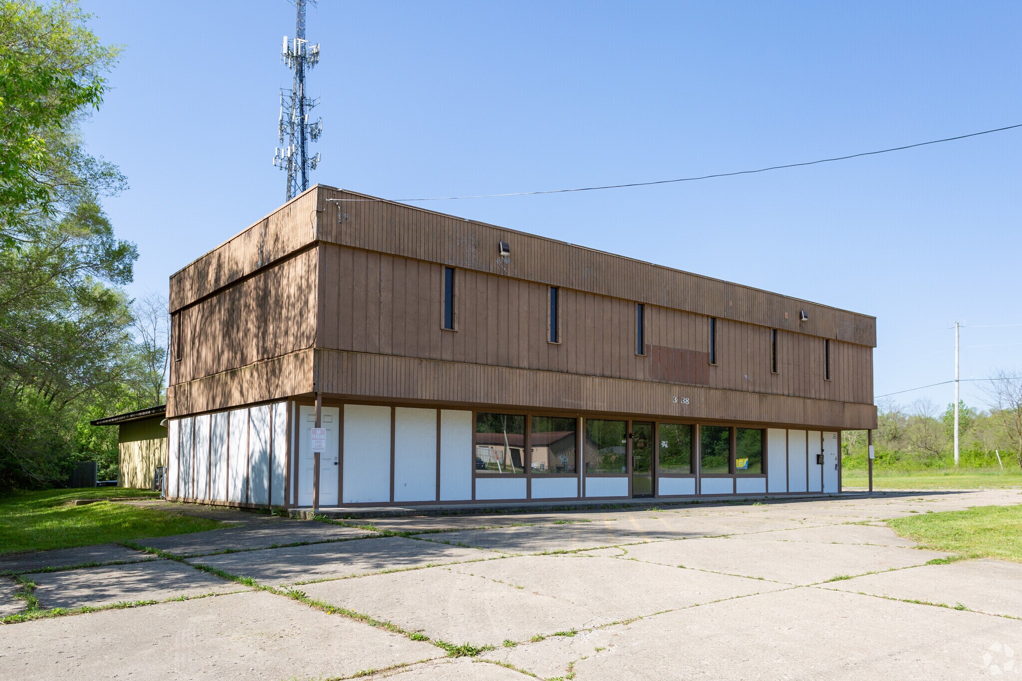 3738 E Main St, Kalamazoo, MI for sale Building Photo- Image 1 of 1