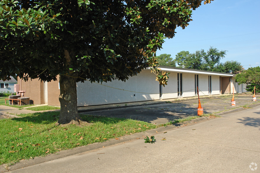 503 W Pinhook Rd, Lafayette, LA for sale - Building Photo - Image 1 of 1