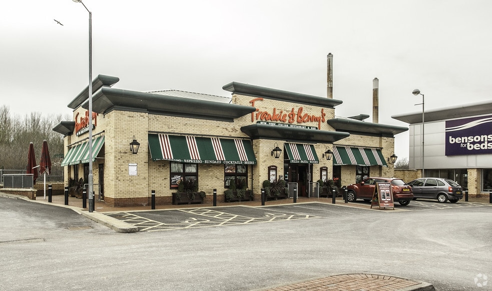 Milverny Way, St Helens for sale - Primary Photo - Image 1 of 1