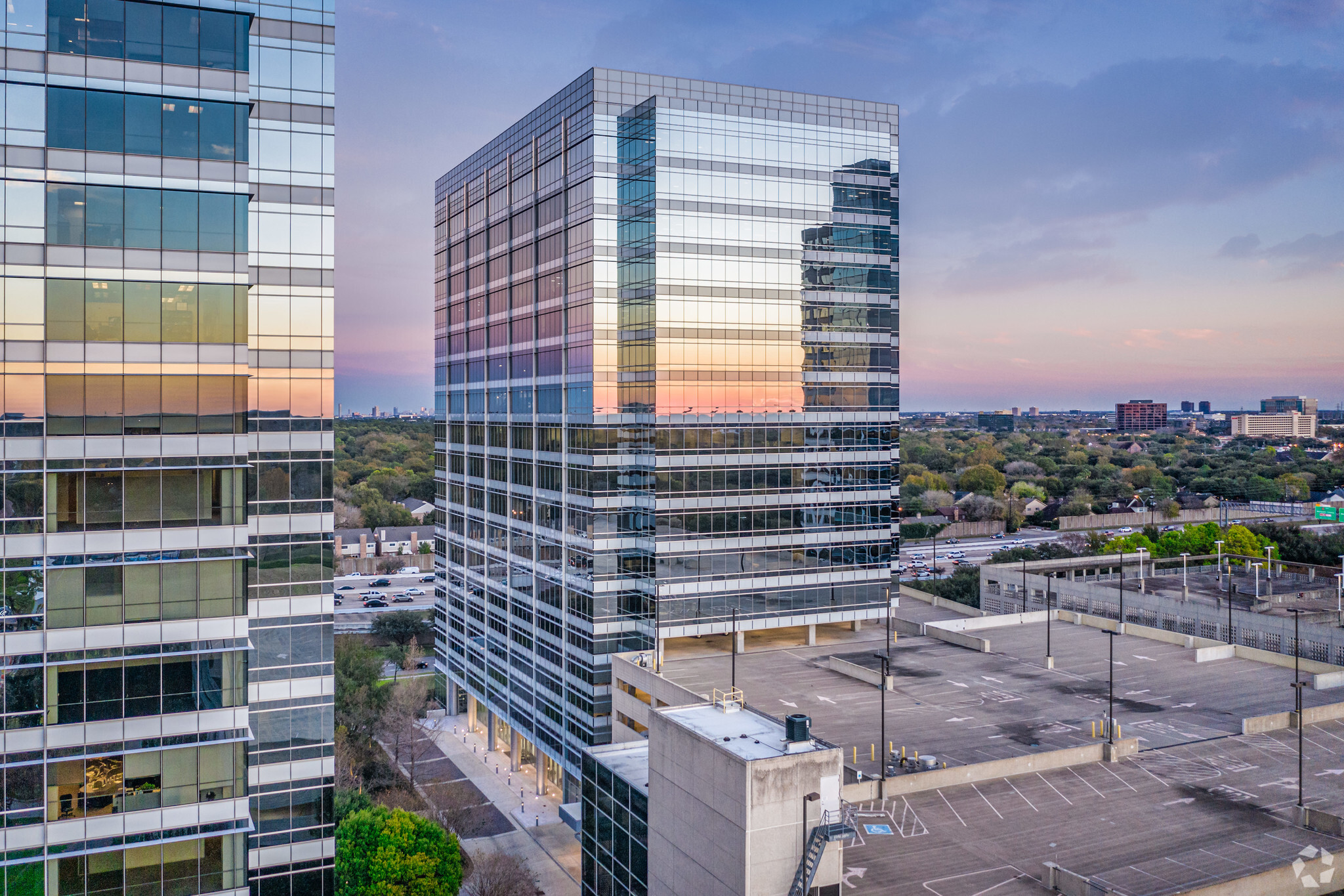 2050 W Sam Houston Pky S, Houston, TX for lease Building Photo- Image 1 of 18