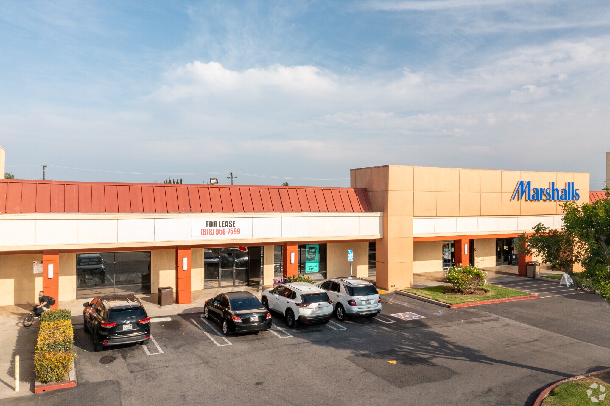 1667216732 Beach Blvd, Huntington Beach, CA 92647 Huntington