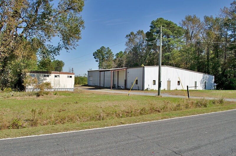 9320 Stantonsburg Rd, Walstonburg, NC 27888