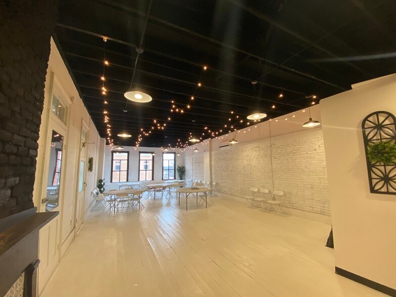 122 W Whitner St, Anderson, SC for lease - Interior Photo - Image 3 of 6