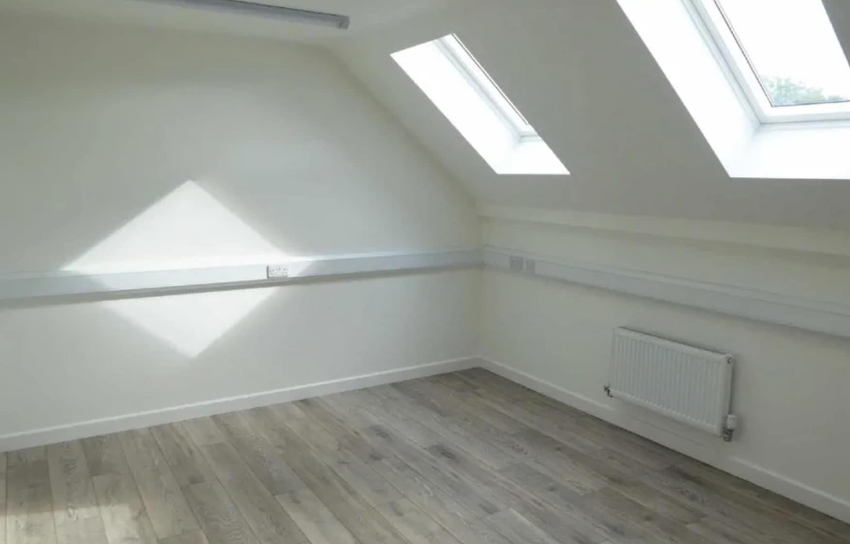 Dursley Rd, Gloucester for lease Interior Photo- Image 1 of 3