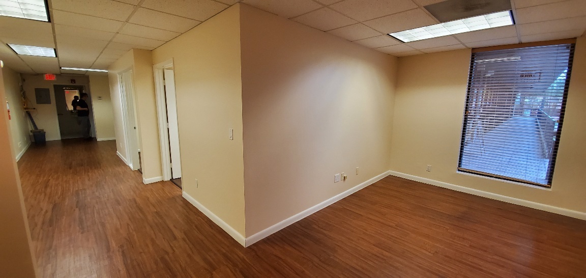 1860 N Pine Island Rd, Plantation, FL for lease Interior Photo- Image 1 of 5