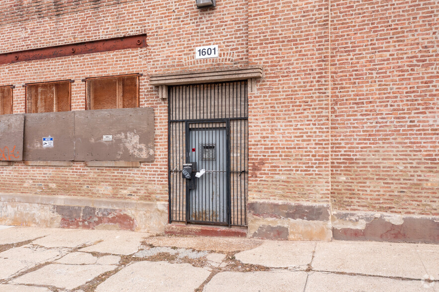 1601 S Wolcott Ave, Chicago, IL for lease - Building Photo - Image 3 of 4