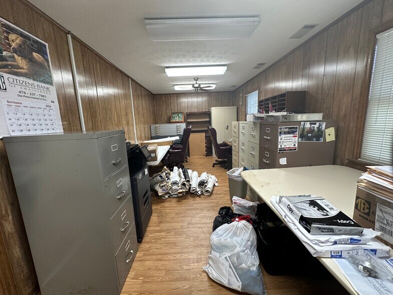 303 S Main St, Swainsboro, GA 30401 Swainsboro Office Suites