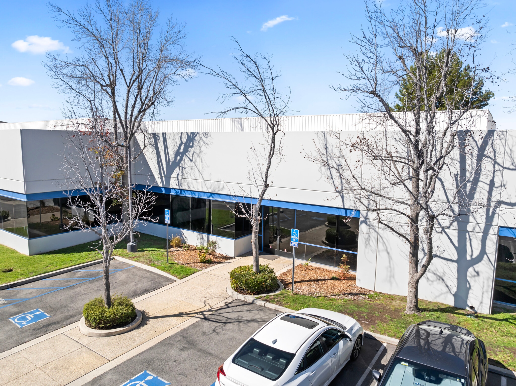 94 W Cochran St, Simi Valley, CA for sale Building Photo- Image 1 of 22