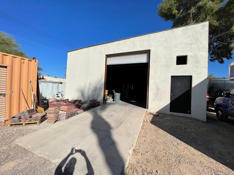 2200 W La Osa St, Tucson, AZ for lease - Building Photo - Image 3 of 6