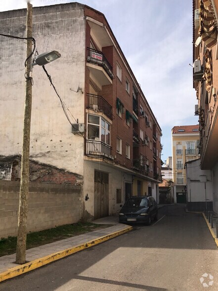 Calle del Alba, 7, Talavera de la Reina, Toledo for sale - Building Photo - Image 2 of 2