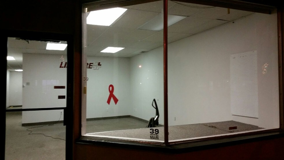 39-47 N Main St, Tooele, UT for sale - Primary Photo - Image 1 of 1