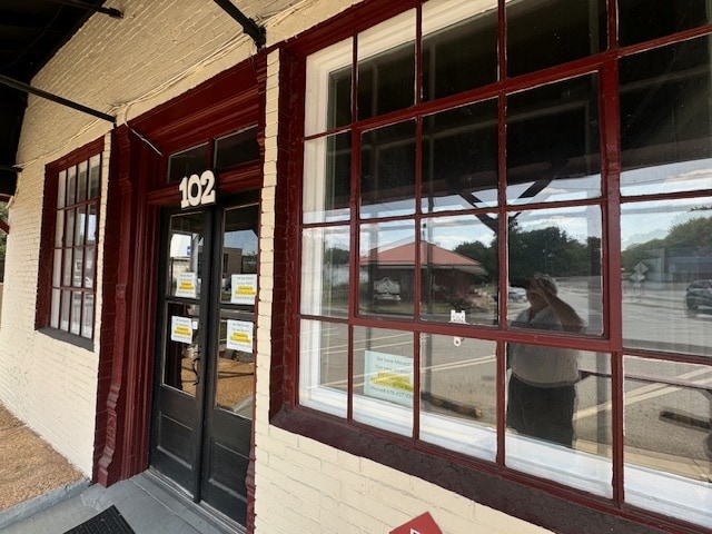 470 N Clayton St, Lawrenceville, GA for lease Building Photo- Image 1 of 4