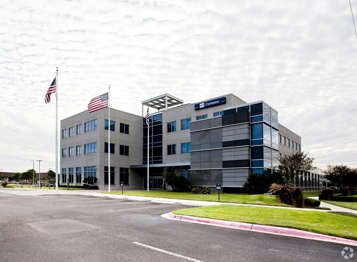 2314 W University Dr, Edinburg, TX 78539