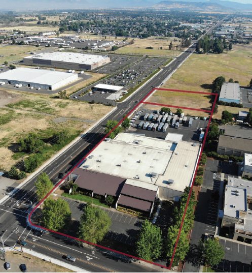 501 Airport Rd, Medford, OR for lease - Aerial - Image 2 of 29