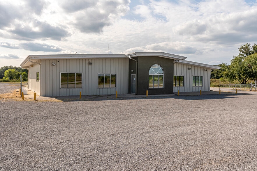 3757 IL-148, Mulkeytown, IL for sale - Primary Photo - Image 1 of 1
