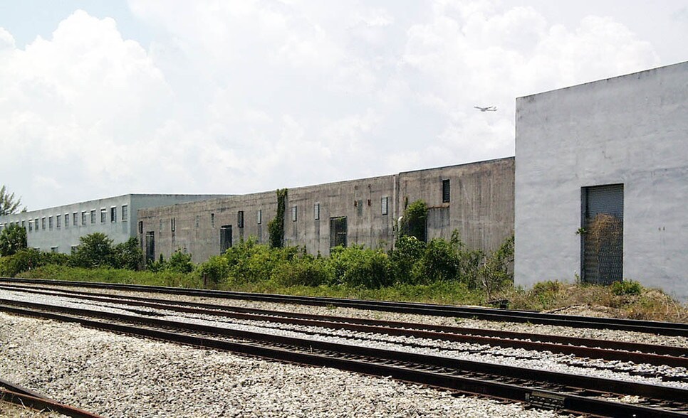 155-171 SE 10th Ave, Hialeah, FL for lease - Other - Image 2 of 15