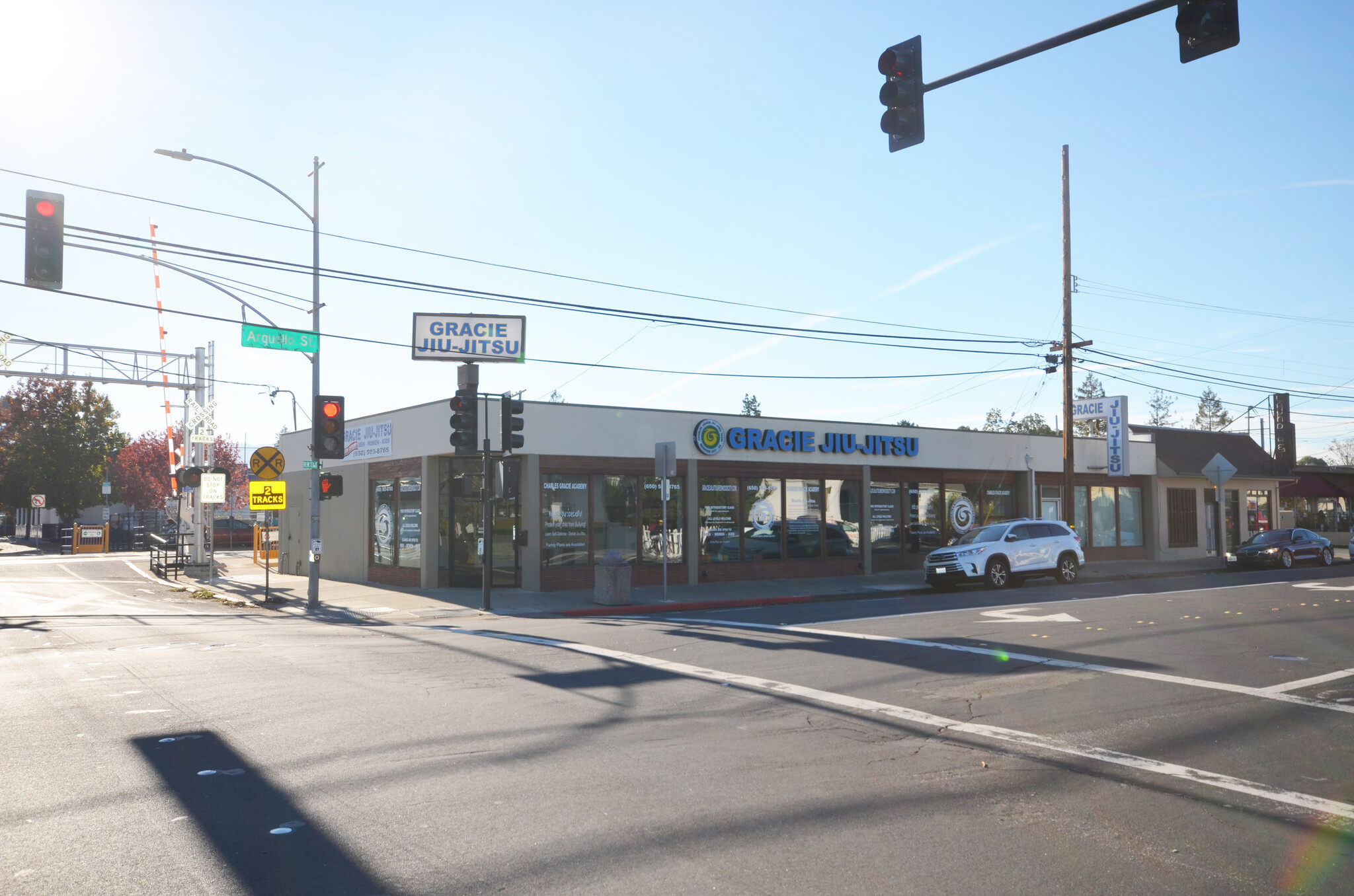 701-713 Arguello St, Redwood City, CA for lease Building Photo- Image 1 of 25