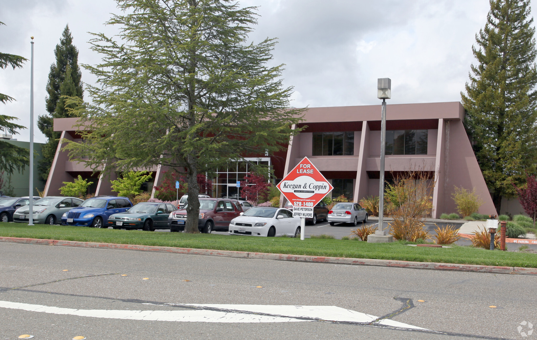 3663 N Laughlin Rd, Santa Rosa, CA for lease Building Photo- Image 1 of 4