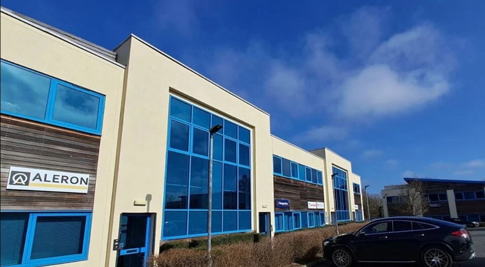 1-4 Whittle Ct, Milton Keynes for lease - Building Photo - Image 2 of 2