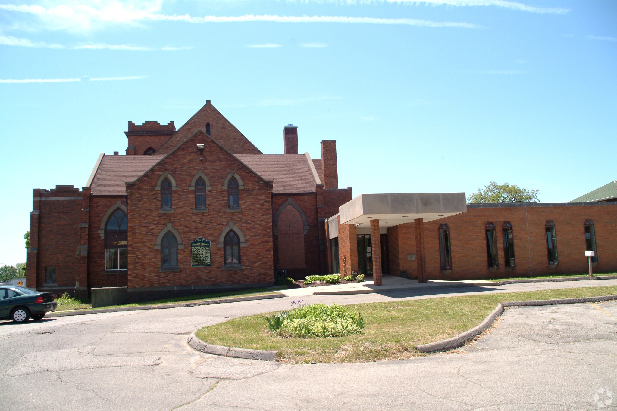 2125 Saginaw St, Flint, MI for sale Primary Photo- Image 1 of 1