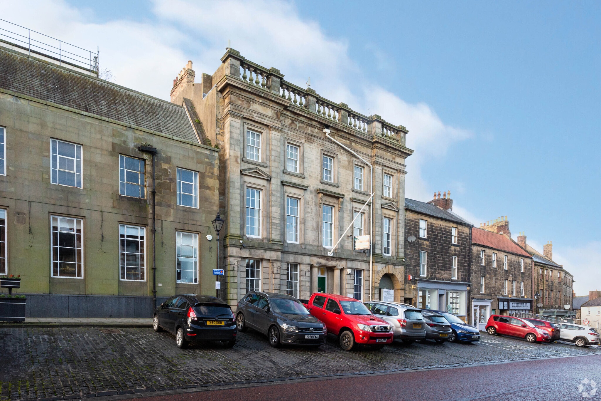 27 Fenkle St, Alnwick for sale Primary Photo- Image 1 of 1