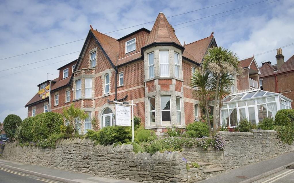 1 Highcliffe Rd, Swanage for sale Primary Photo- Image 1 of 1