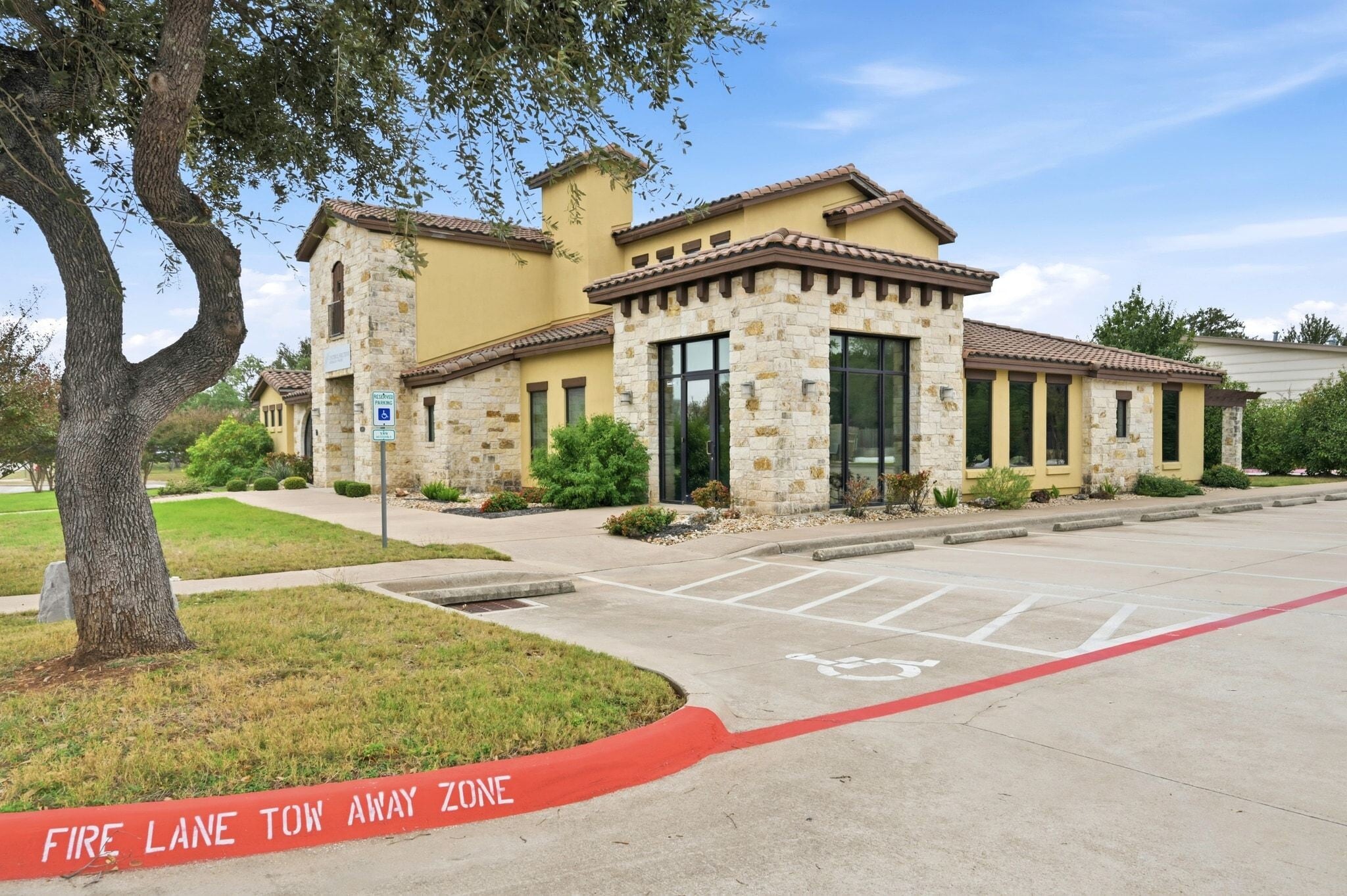 3009 Glacier Pass, Cedar Park, TX for lease Interior Photo- Image 1 of 11