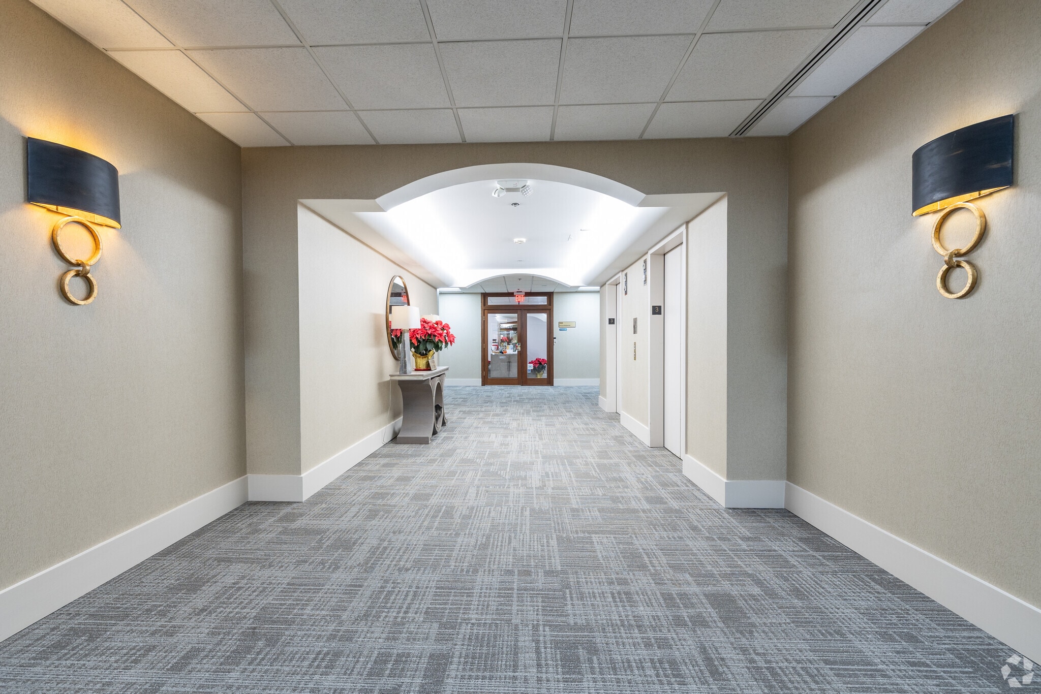 1320 Old Chain Bridge Rd, McLean, VA for lease Lobby- Image 1 of 1