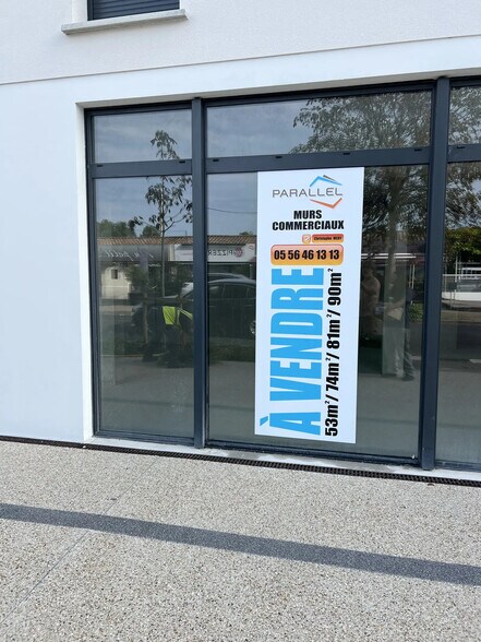 83 Avenue Montaigne, Saint-Médard-en-Jalles for sale - Building Photo - Image 1 of 8