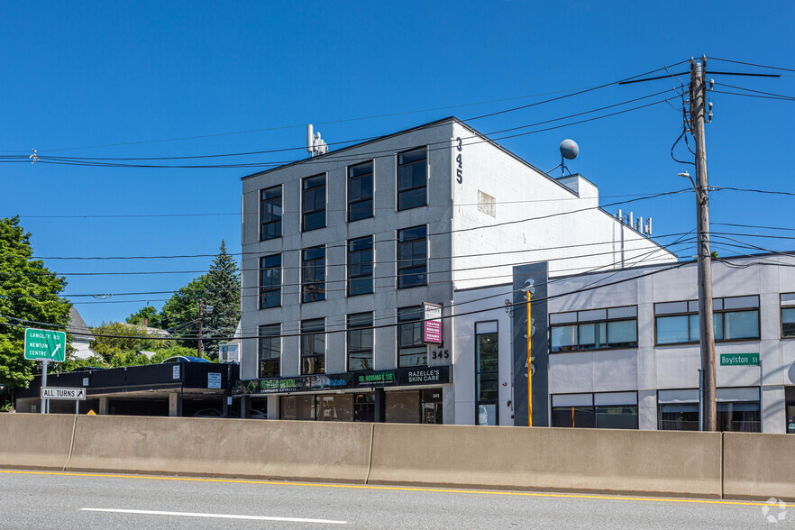 345 Boylston St, Newton, MA for lease - Building Photo - Image 3 of 24