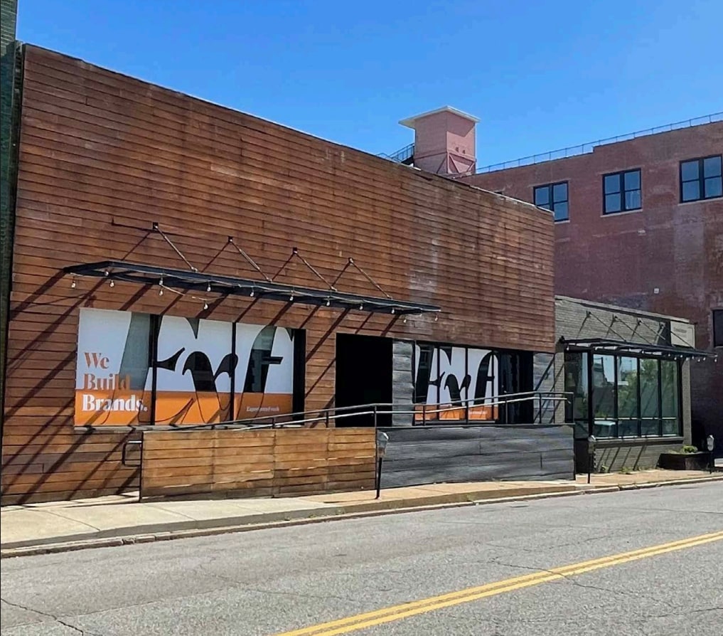 2811 & 2815 Locust St portfolio of 2 properties for sale on LoopNet.com Building Photo- Image 1 of 12