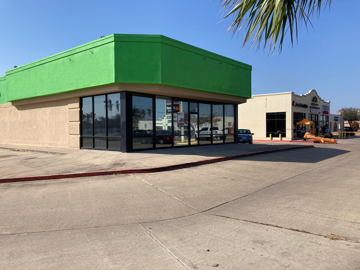 2300 Nolana Ave, McAllen, TX 78504